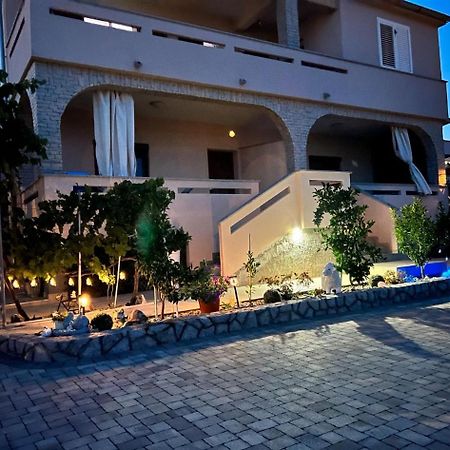 Kabashi Apartment Krk Town Exterior foto