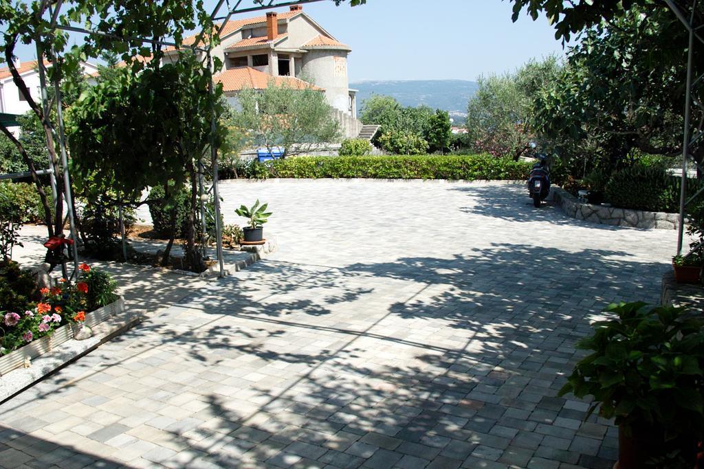 Kabashi Apartment Krk Town Habitación foto